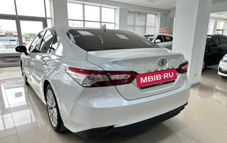 Toyota Camry, 2019 год, 3 100 000 рублей, 7 фотография