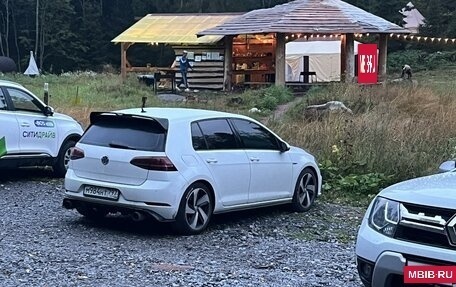 Volkswagen Golf GTI VII, 2019 год, 2 750 000 рублей, 11 фотография