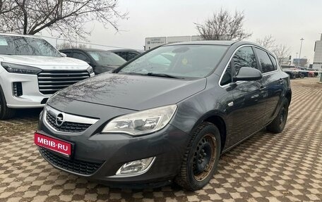 Opel Astra J, 2011 год, 630 000 рублей, 1 фотография