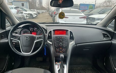 Opel Astra J, 2011 год, 630 000 рублей, 5 фотография