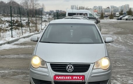 Volkswagen Polo IV рестайлинг, 2007 год, 490 000 рублей, 2 фотография