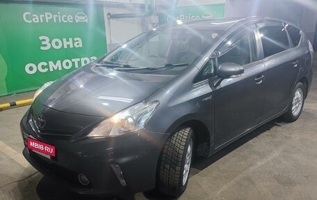 Toyota Prius Alpha I (ZVW40/41), 2013 год, 1 450 000 рублей, 3 фотография