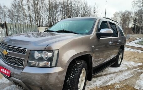 Chevrolet Tahoe III, 2012 год, 2 950 000 рублей, 1 фотография