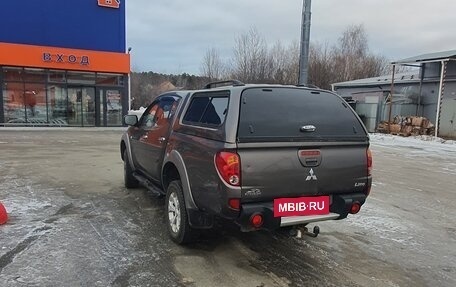 Mitsubishi L200 IV рестайлинг, 2014 год, 2 400 000 рублей, 7 фотография