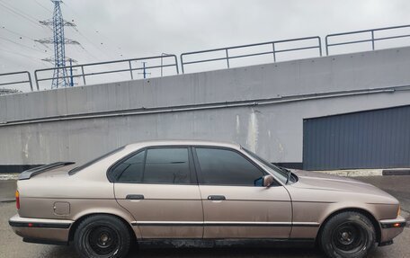 BMW 5 серия, 1989 год, 650 000 рублей, 9 фотография