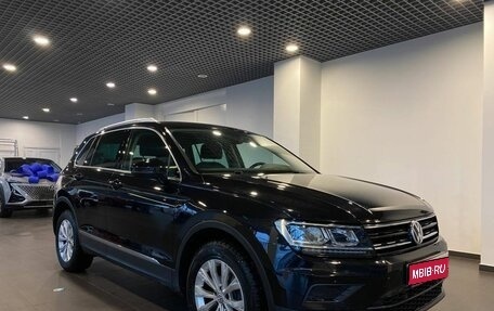 Volkswagen Tiguan II, 2017 год, 2 440 000 рублей, 1 фотография