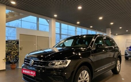 Volkswagen Tiguan II, 2017 год, 2 440 000 рублей, 7 фотография