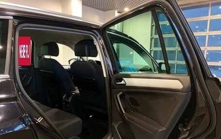 Volkswagen Tiguan II, 2017 год, 2 440 000 рублей, 25 фотография