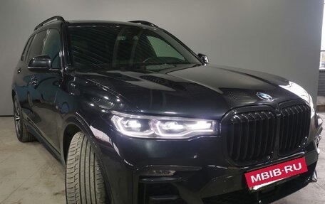 BMW X7, 2021 год, 10 056 000 рублей, 2 фотография