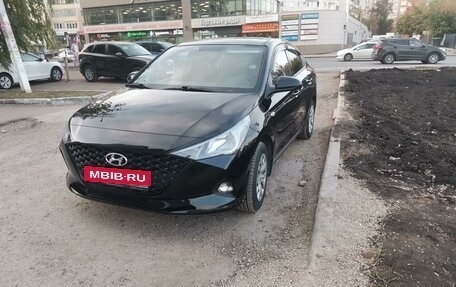 Hyundai Solaris II рестайлинг, 2020 год, 1 432 000 рублей, 3 фотография