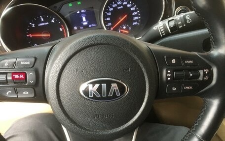 KIA Carnival III, 2019 год, 3 150 000 рублей, 7 фотография