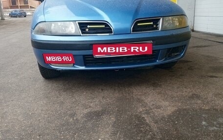 Mitsubishi Carisma I, 2001 год, 325 000 рублей, 3 фотография