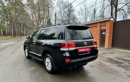 Toyota Land Cruiser 200, 2016 год, 6 290 000 рублей, 4 фотография