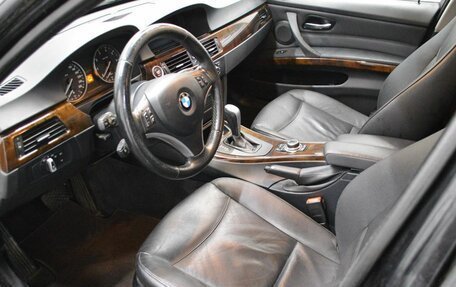 BMW 3 серия, 2010 год, 1 050 000 рублей, 10 фотография