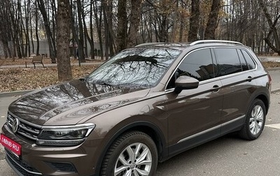 Volkswagen Tiguan II, 2018 год, 2 450 000 рублей, 1 фотография