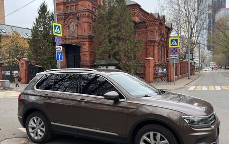 Volkswagen Tiguan II, 2018 год, 2 450 000 рублей, 7 фотография