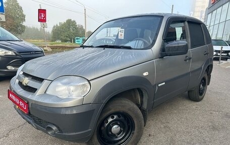 Chevrolet Niva I рестайлинг, 2015 год, 555 000 рублей, 1 фотография