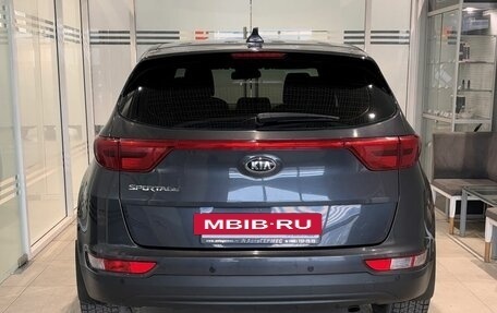 KIA Sportage IV рестайлинг, 2017 год, 2 139 000 рублей, 3 фотография