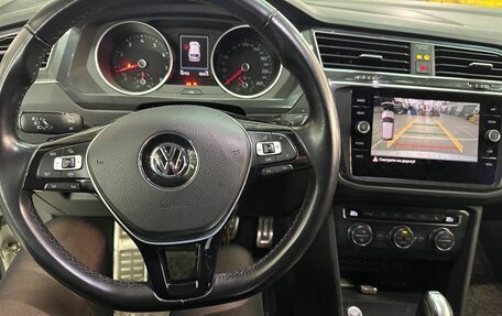 Volkswagen Tiguan II, 2018 год, 2 597 000 рублей, 8 фотография