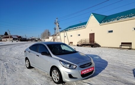 Hyundai Solaris II рестайлинг, 2011 год, 800 000 рублей, 3 фотография