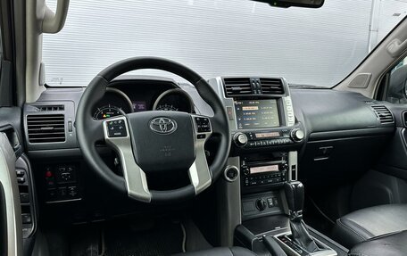 Toyota Land Cruiser Prado 150 рестайлинг 2, 2013 год, 2 885 000 рублей, 6 фотография