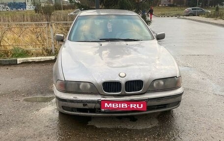 BMW 5 серия, 1998 год, 229 999 рублей, 1 фотография