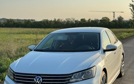 Volkswagen Passat B8 рестайлинг, 2018 год, 2 400 000 рублей, 3 фотография