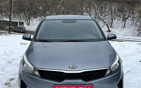 KIA Rio IV, 2020 год, 1 380 000 рублей, 2 фотография