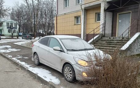 Hyundai Solaris II рестайлинг, 2011 год, 585 000 рублей, 7 фотография