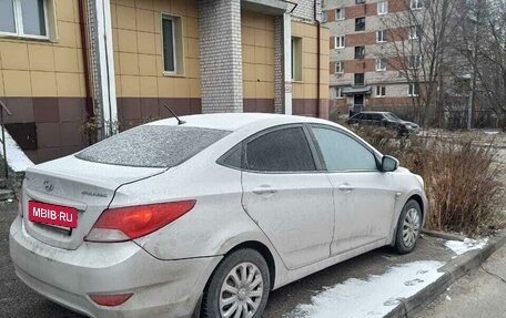 Hyundai Solaris II рестайлинг, 2011 год, 585 000 рублей, 6 фотография