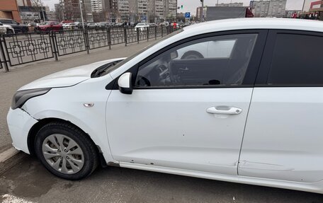 KIA Rio IV, 2017 год, 909 000 рублей, 5 фотография