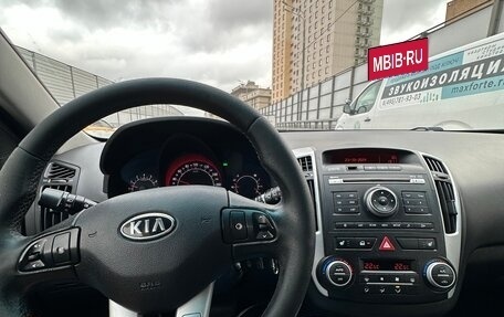 KIA cee'd I рестайлинг, 2011 год, 800 000 рублей, 7 фотография