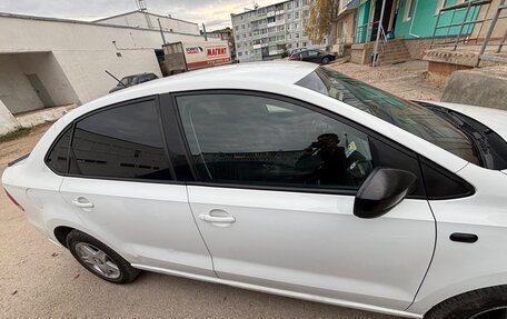 Volkswagen Polo VI (EU Market), 2015 год, 710 000 рублей, 3 фотография