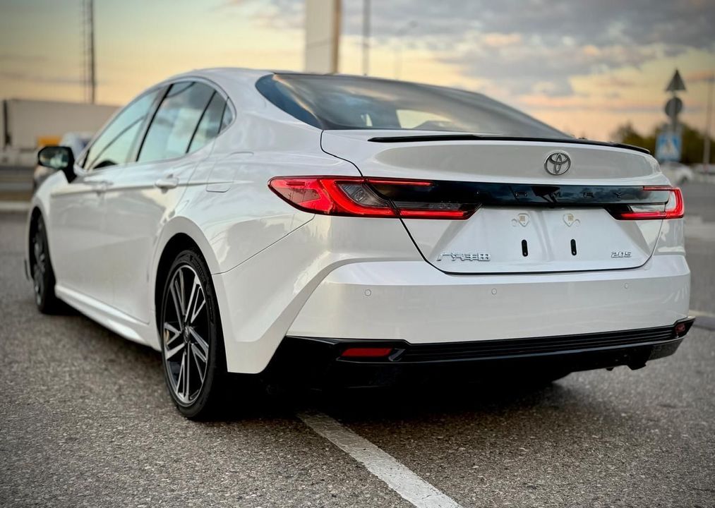 Toyota Camry, 2024 год, 4 800 000 рублей, 9 фотография