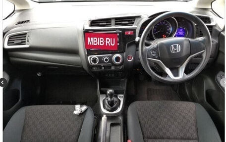 Honda Fit III, 2014 год, 900 000 рублей, 3 фотография