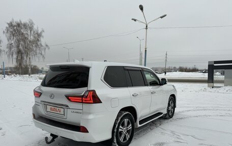 Lexus LX III, 2017 год, 5 550 000 рублей, 3 фотография