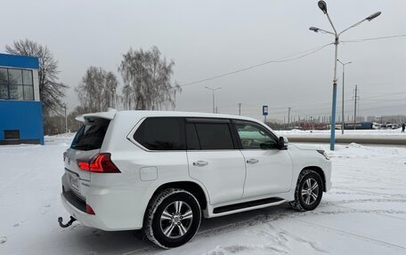 Lexus LX III, 2017 год, 5 550 000 рублей, 2 фотография