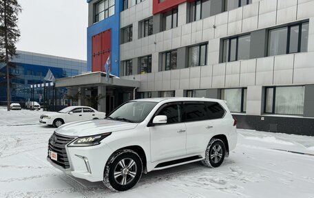 Lexus LX III, 2017 год, 5 550 000 рублей, 7 фотография