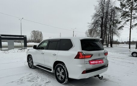 Lexus LX III, 2017 год, 5 550 000 рублей, 5 фотография