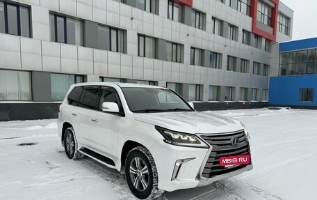 Lexus LX III, 2017 год, 5 550 000 рублей, 11 фотография