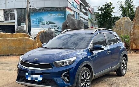 KIA Stonic, 2021 год, 1 300 000 рублей, 1 фотография