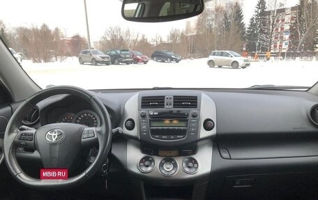 Toyota RAV4, 2011 год, 1 900 000 рублей, 14 фотография