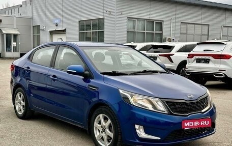 KIA Rio III рестайлинг, 2011 год, 880 000 рублей, 3 фотография