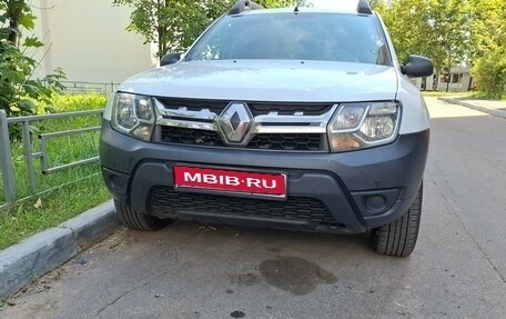 Renault Duster I рестайлинг, 2017 год, 1 300 000 рублей, 1 фотография