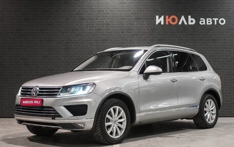 Volkswagen Touareg III, 2016 год, 2 395 000 рублей, 1 фотография