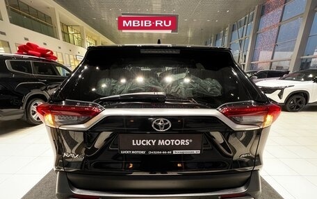 Toyota RAV4, 2021 год, 3 695 000 рублей, 6 фотография