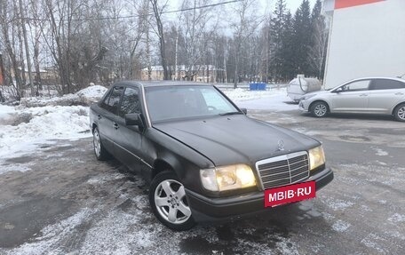 Mercedes-Benz E-Класс, 1994 год, 365 000 рублей, 5 фотография