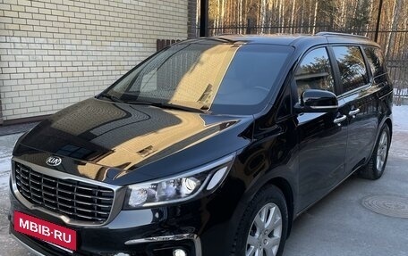 KIA Carnival III, 2019 год, 3 170 000 рублей, 2 фотография