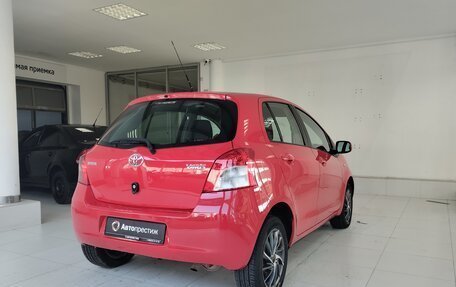 Toyota Yaris III рестайлинг, 2007 год, 750 000 рублей, 4 фотография