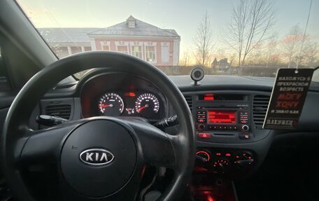 KIA Rio II, 2009 год, 550 000 рублей, 12 фотография